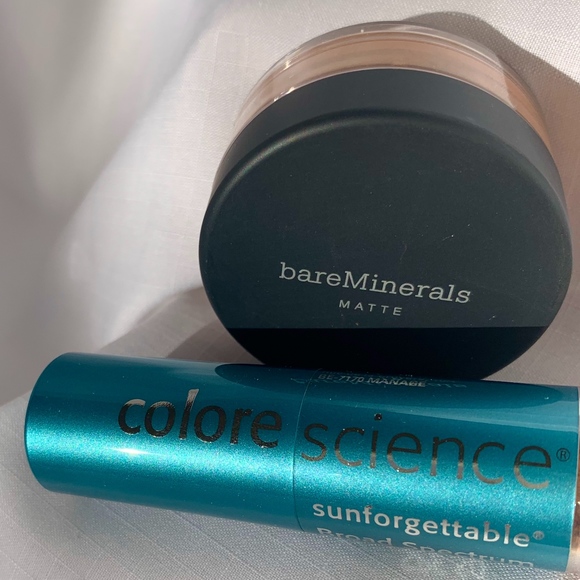 Bare Minerasl and Colorescience Brushon Sunscreen - Picture 7 of 11